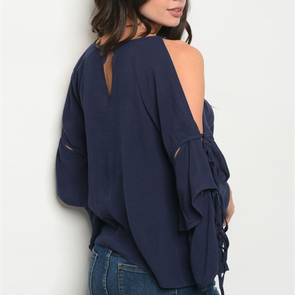 Navy Linen cold sholder top - Picture 2 of 7